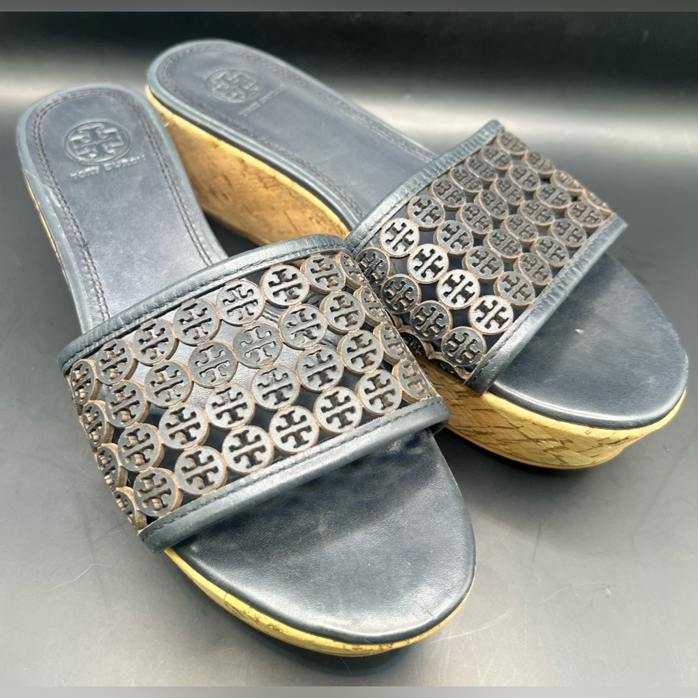Tory Burch- Womens Leather Logo Cutout Cork Wedge Slides- Estimated size:7.5